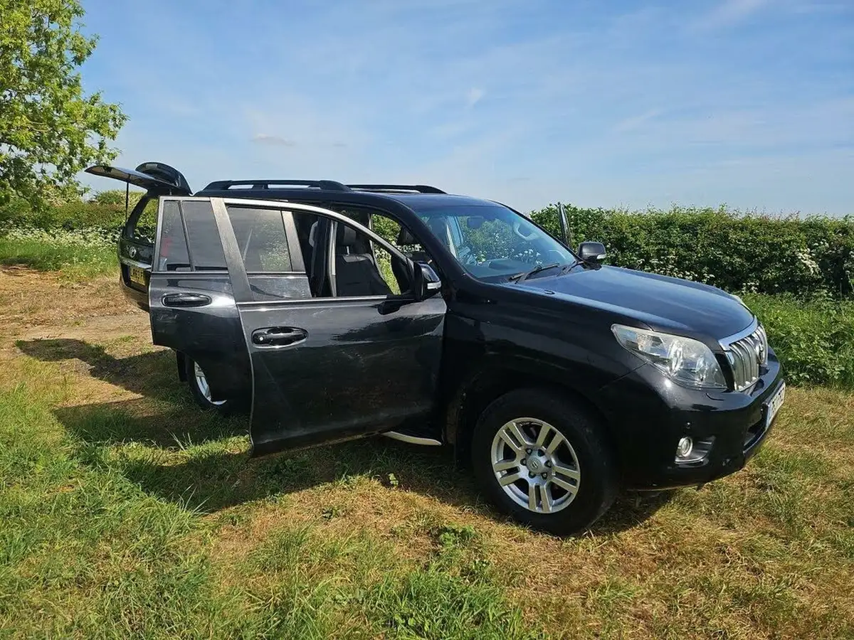 2013-toyota-land-cruiser-30td-lc5-big-26