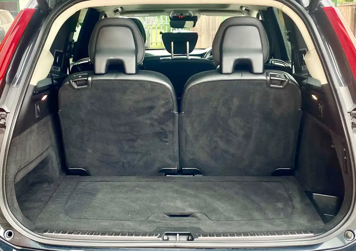 2019-volvo-xc90-20-t8-inscription-pro-384bhp-ss-big-53