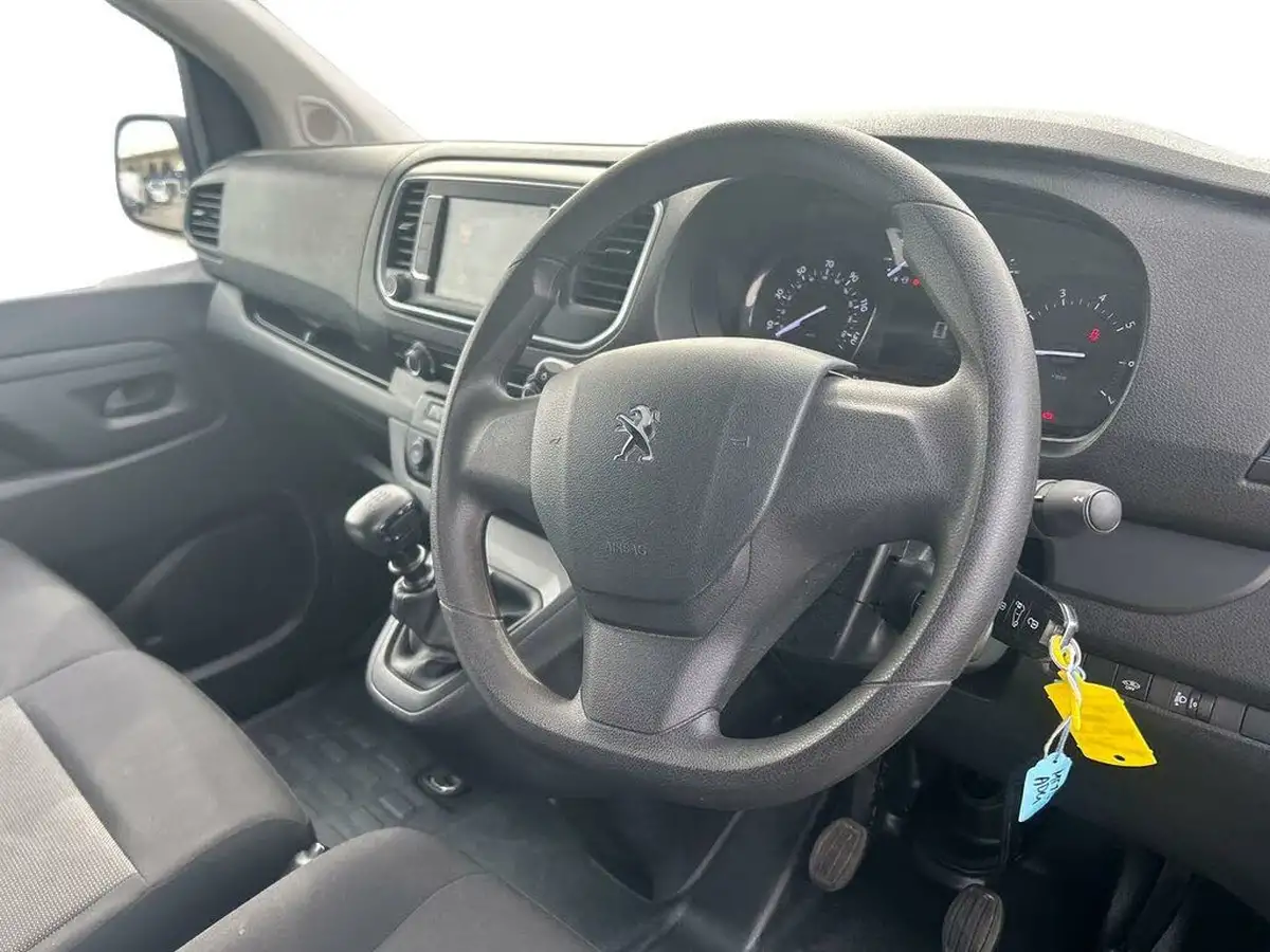 2023-peugeot-expert-15-bluehdi-asphalt-premium-long-1000-big-8