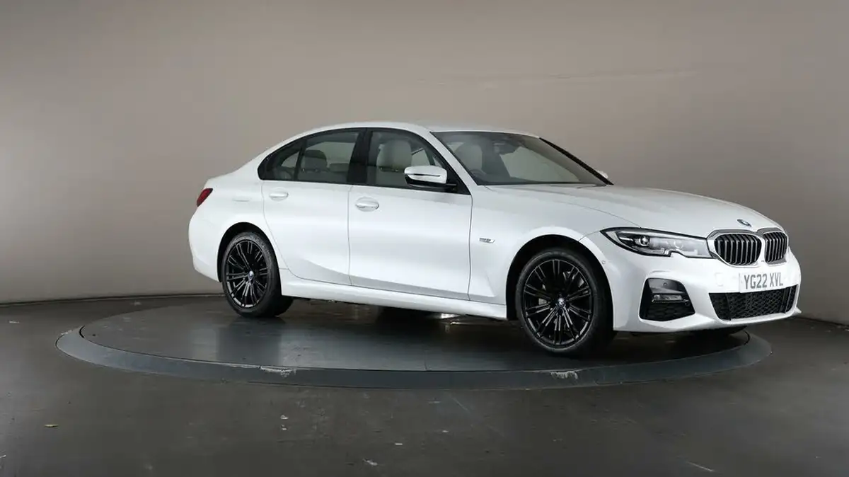 2022-bmw-3-series-20-330e-m-sport-pro-pack-saloon-4d-big-54