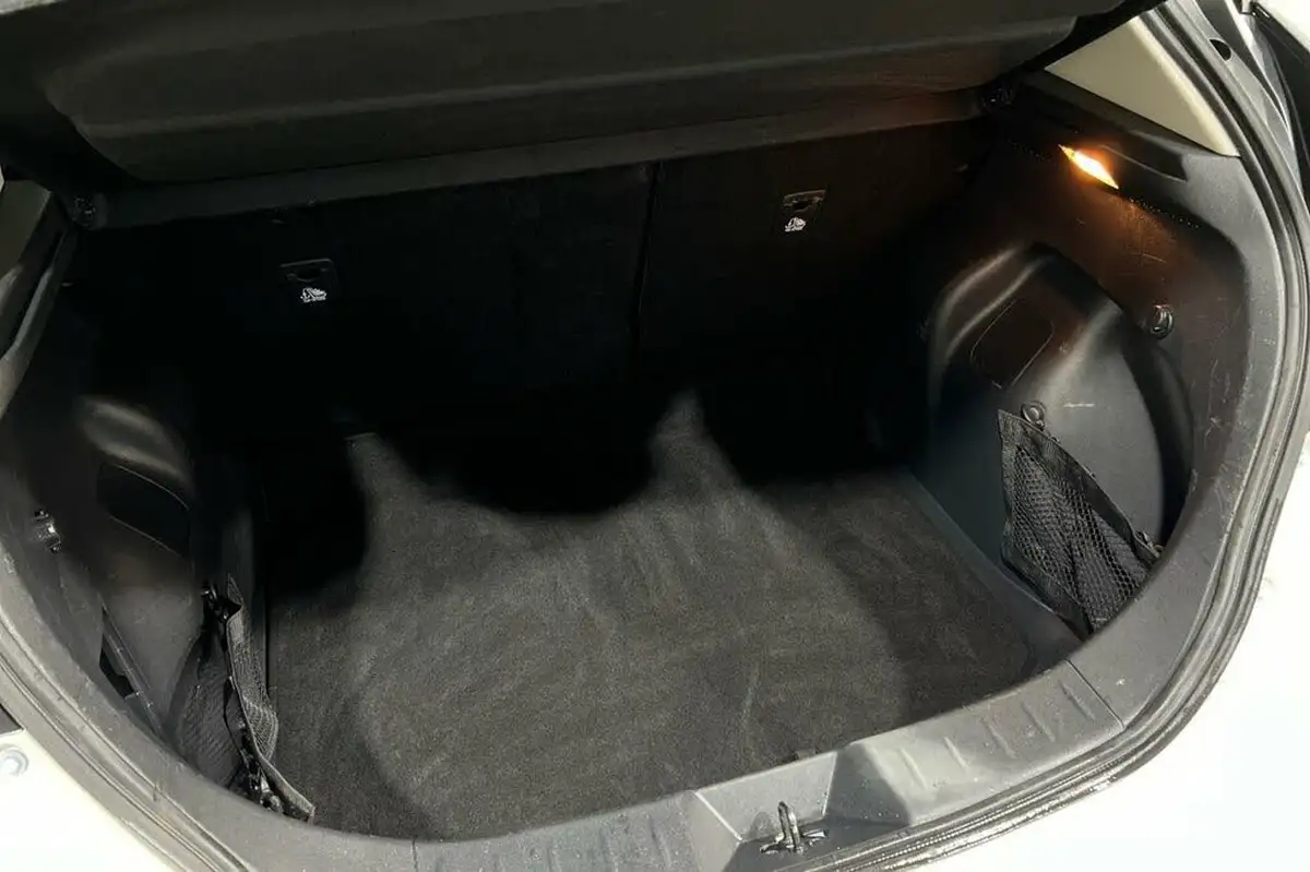 2019-nissan-leaf-e-acenta-big-33