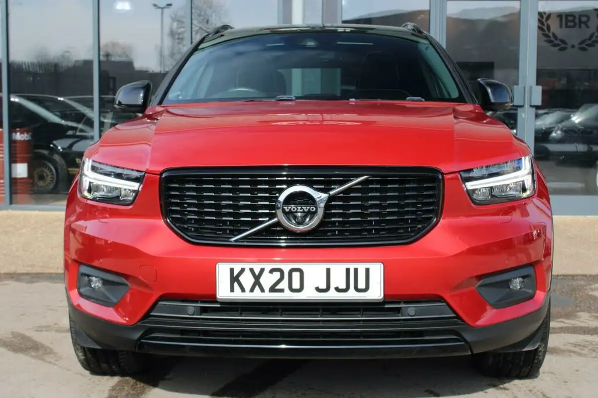 2020-volvo-xc40-20-t5-r-design-big-5