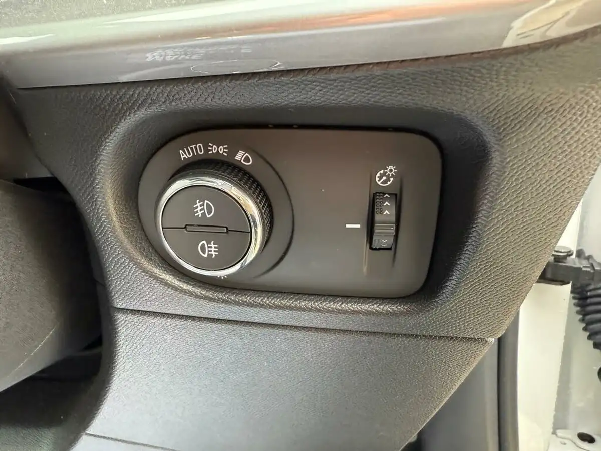 2023-vauxhall-mokka-12-ultimate-136ps-big-57