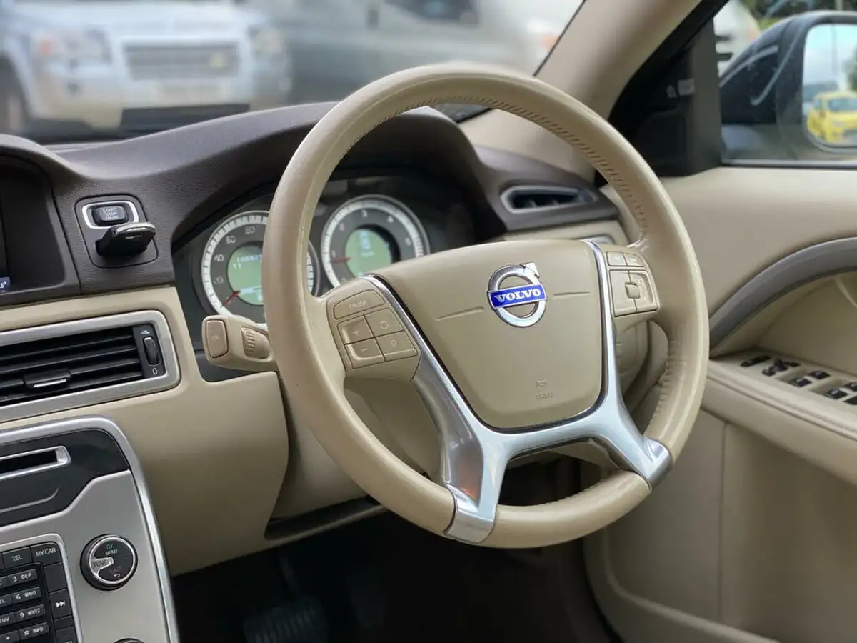 2013-volvo-s80-16td-d2-se-lux-big-41