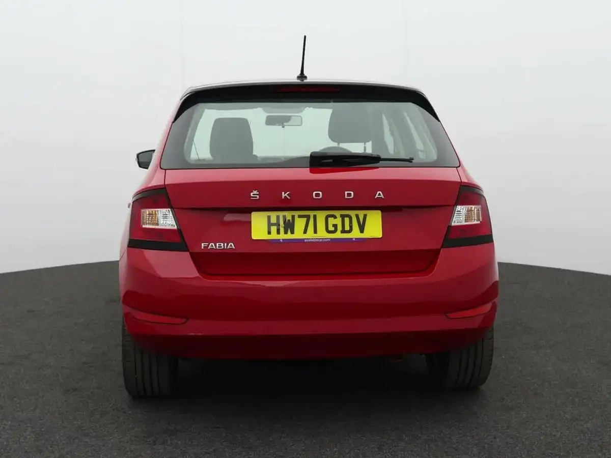 2021-skoda-fabia-10-tsi-colour-edition-95ps-big-3