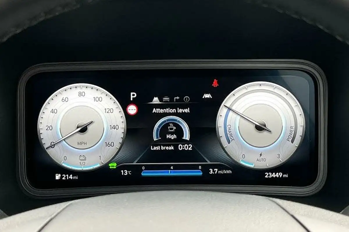 2023-hyundai-kona-e-ultimate-204ps-64kwh-105kw-obc-big-12