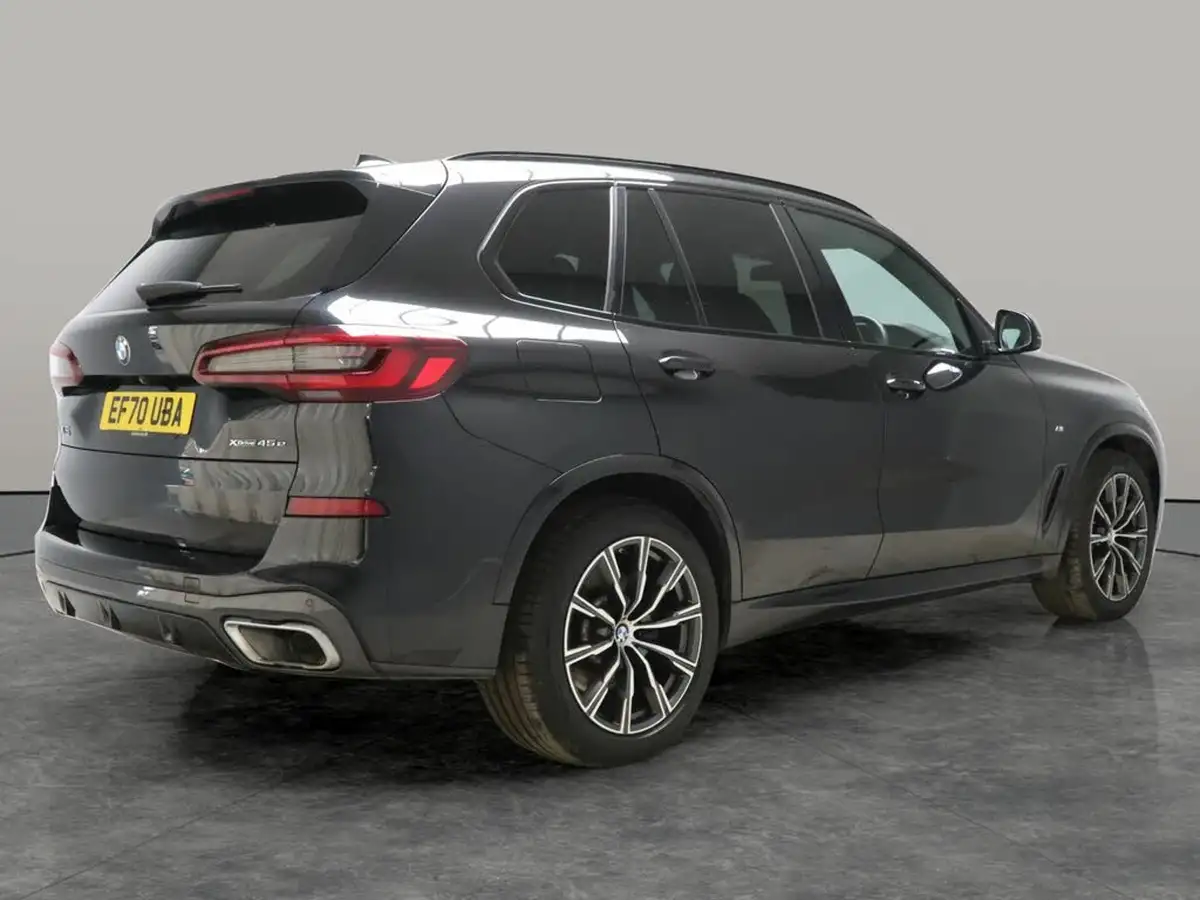 2021-bmw-x5-30-xdrive-45e-m-sport-big-10