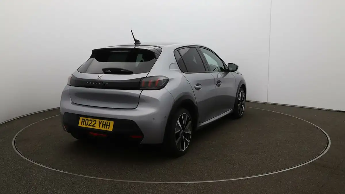 2022-peugeot-208-e-gt-136bhp-50kwh-big-51