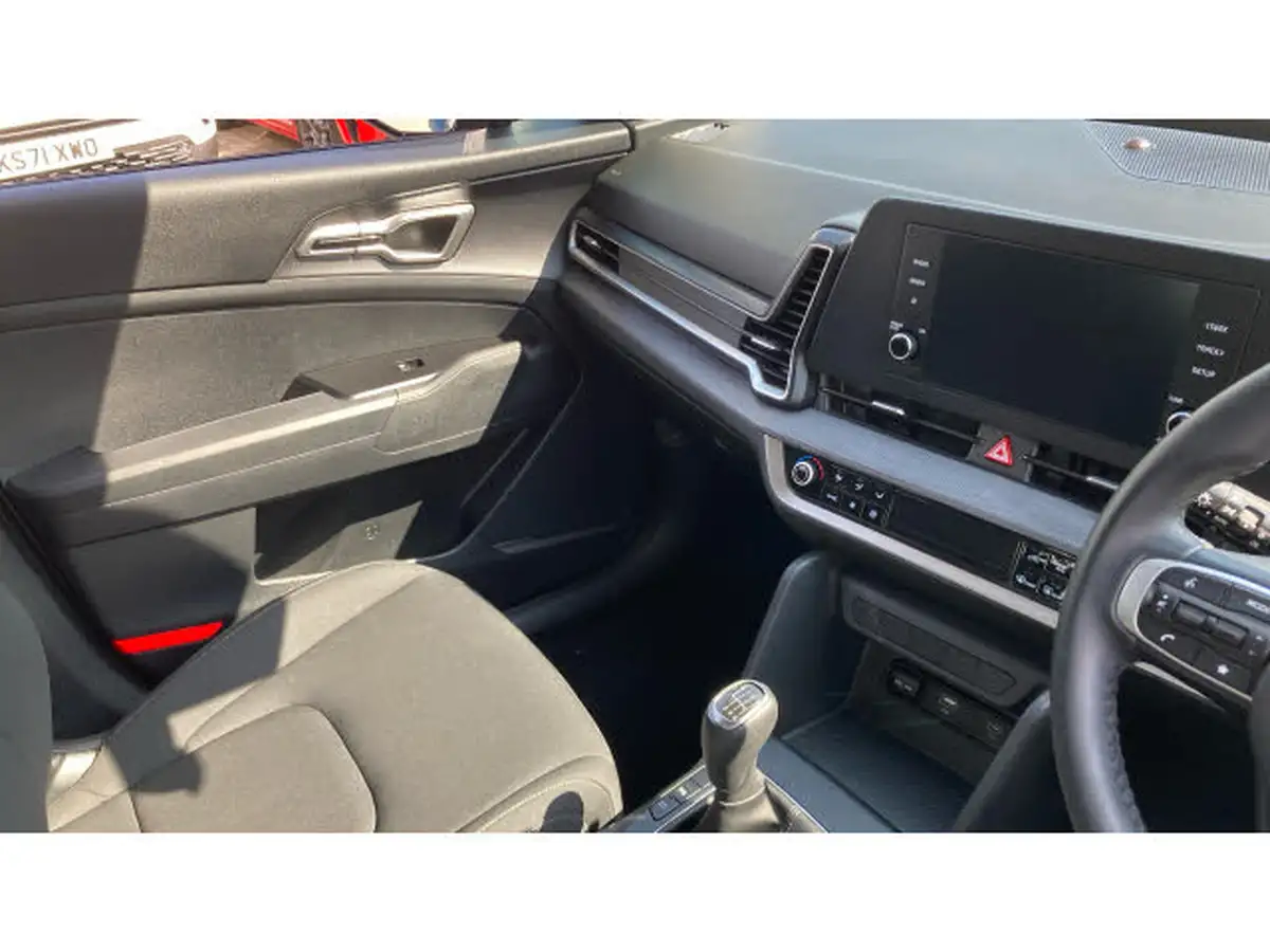 2023-kia-sportage-16-t-gdi-2-148bhp-big-13