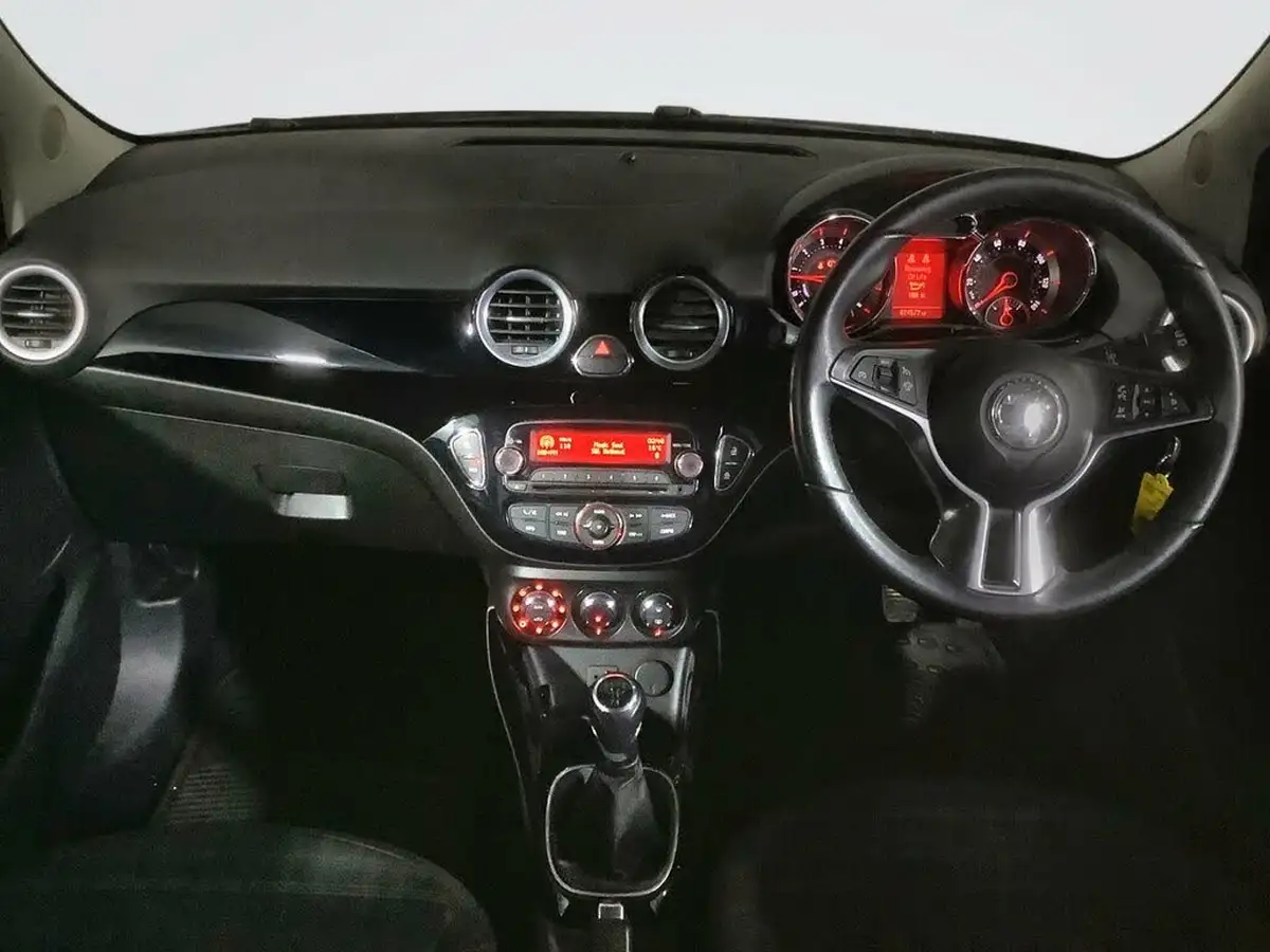 2013-vauxhall-adam-14-glam-100ps-ecoflex-ss-big-2