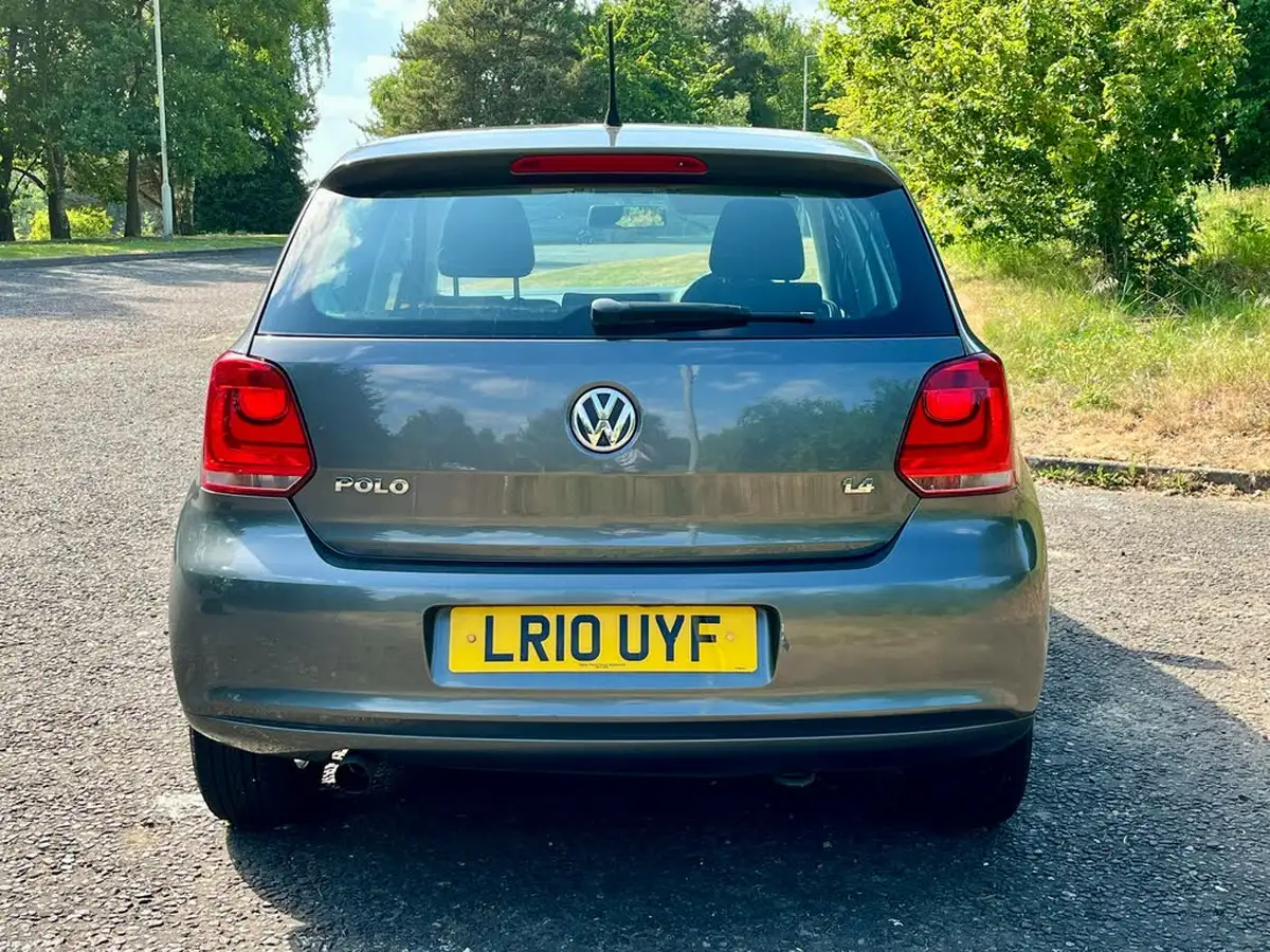 2010-volkswagen-polo-14-se-86ps-5d-dsg-big-8