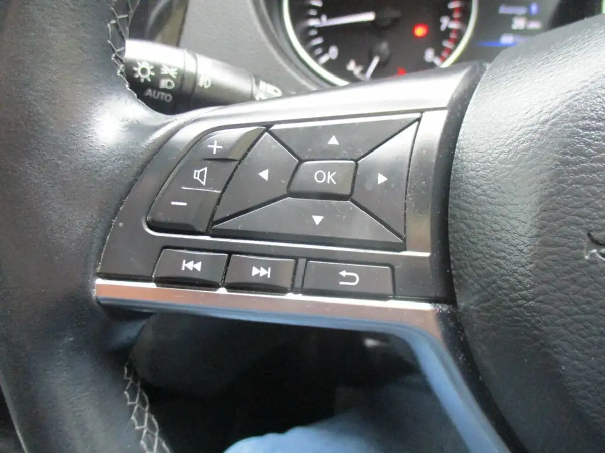 2020-nissan-qashqai-13-dig-t-acenta-premium-140ps-big-22