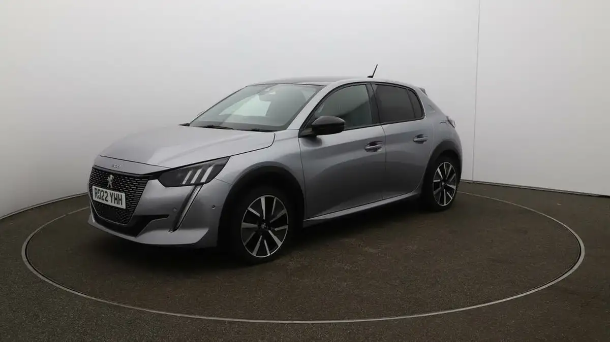 2022-peugeot-208-e-gt-136bhp-50kwh-big-3