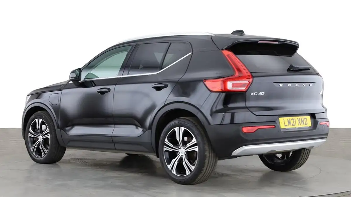 2021-volvo-xc40-15-t5-inscription-262bhp-big-5