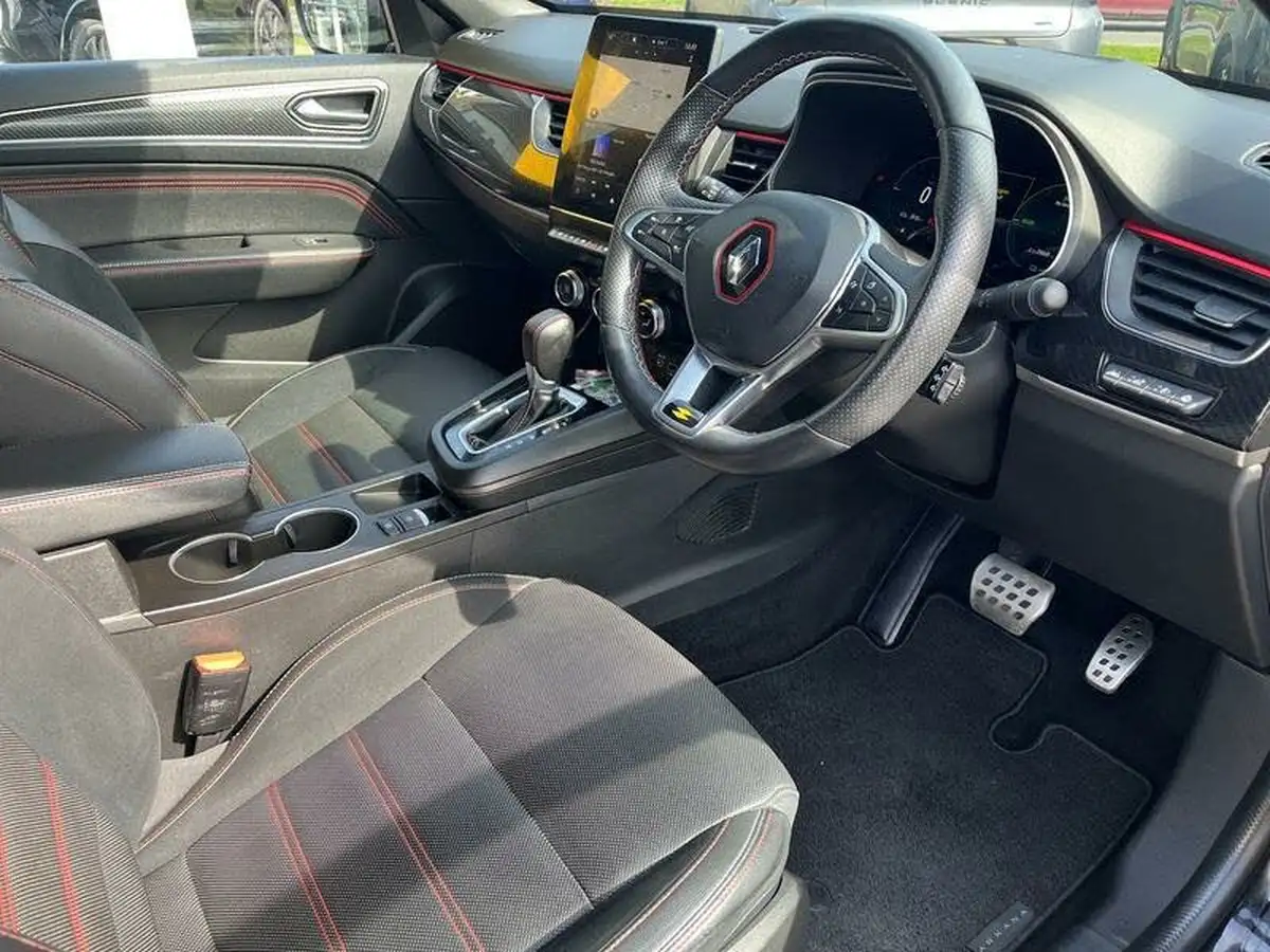 2023-renault-arkana-16-rs-line-big-9