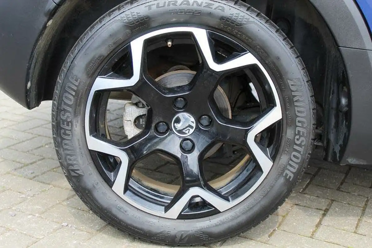 2022-vauxhall-crossland-12-elite-edition-130ps-big-13