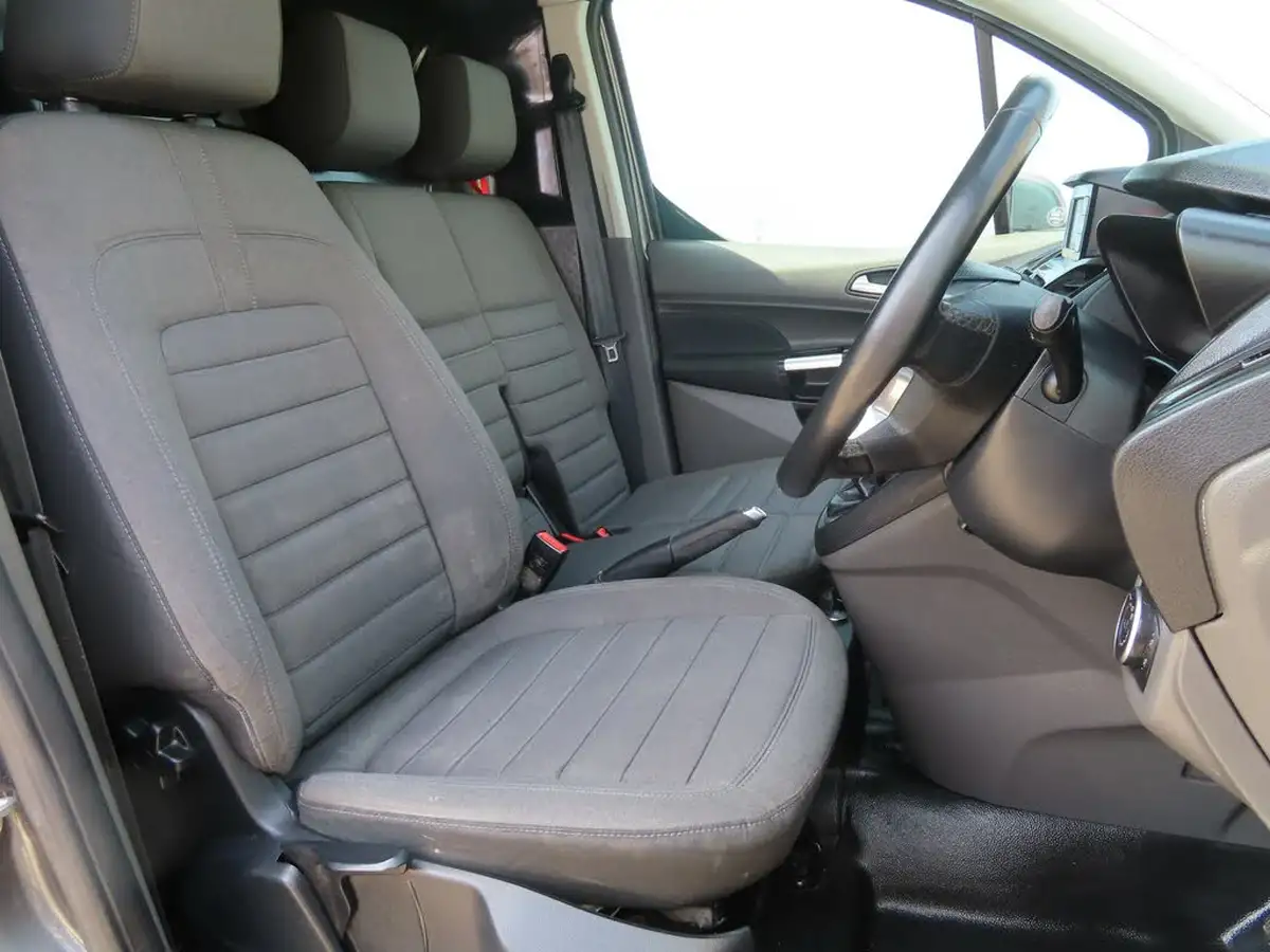 2018-ford-transit-connect-15-ecoblue-l2-240-limited-ss-big-35