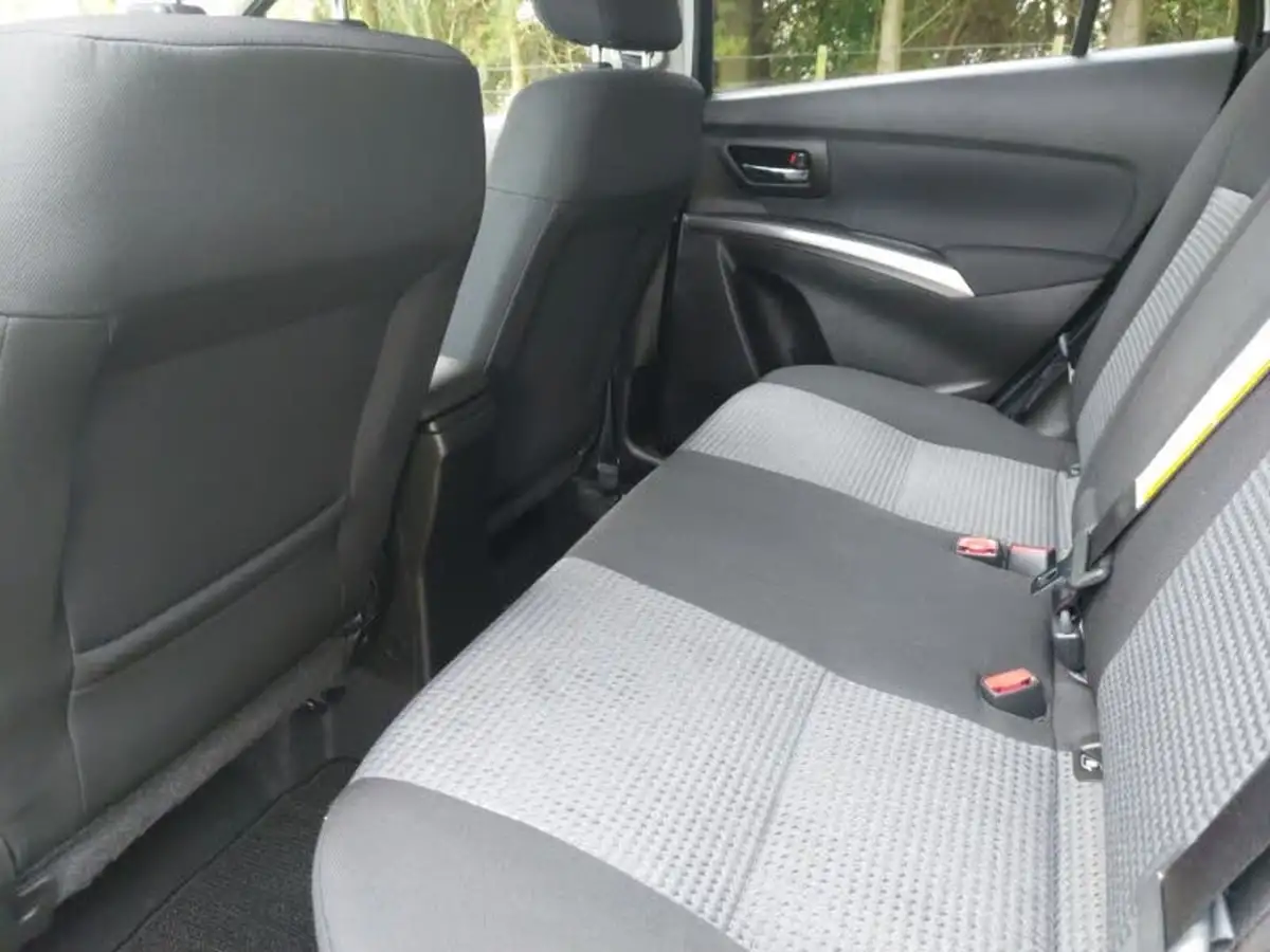 2023-suzuki-s-cross-14-boosterjet-motion-big-5