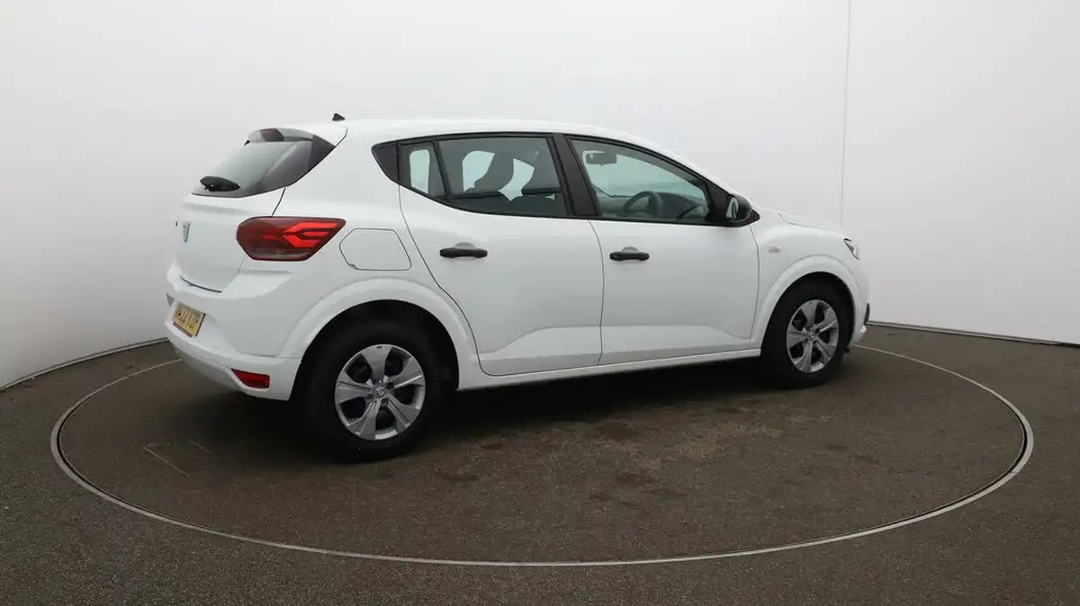 2022-dacia-sandero-10-sce-essential-big-46
