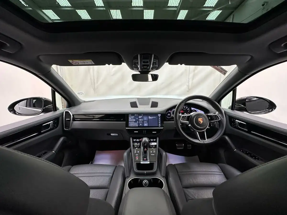 2018-porsche-cayenne-30-v6-s-big-28