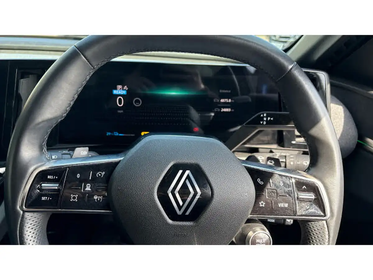 2023-renault-megane-e-tech-e-techno-big-25