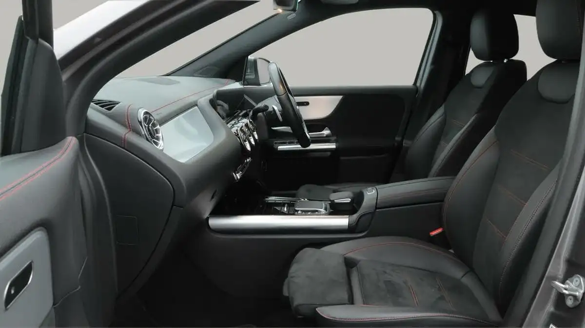 2021-mercedes-benz-eqa-e-eqa-250-amg-line-big-14