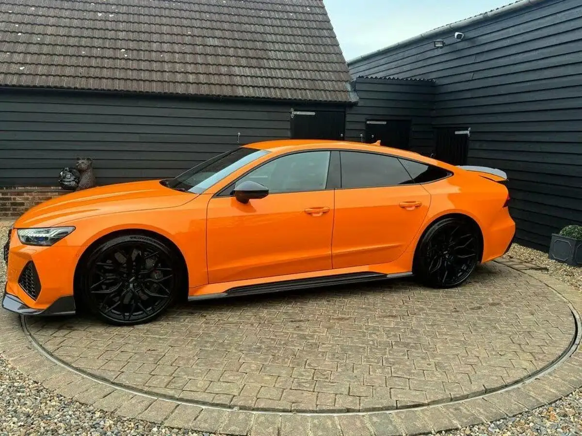 2020-audi-rs7-40-tfsi-carbon-black-big-39