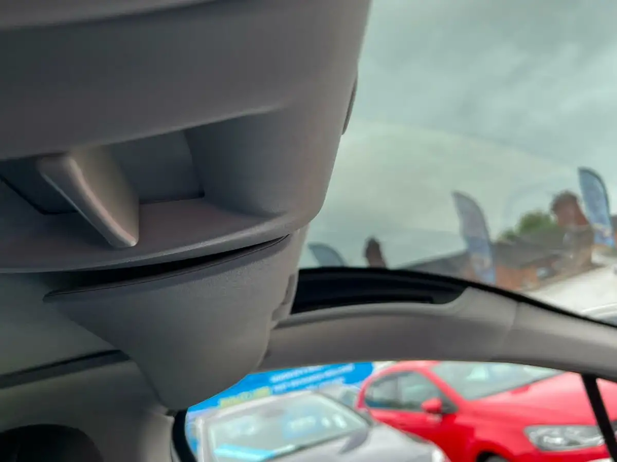 2011-citroen-c3-14-connexion-big-54