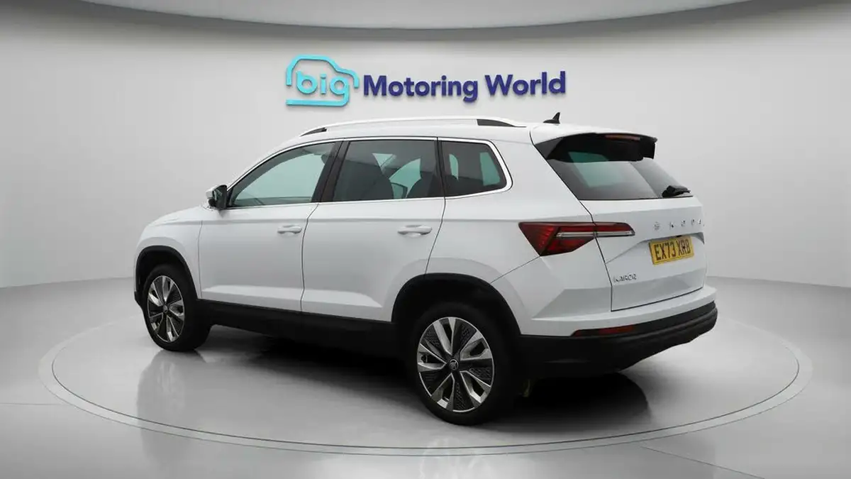 2023-skoda-karoq-15-tsi-se-l-dsg-big-5