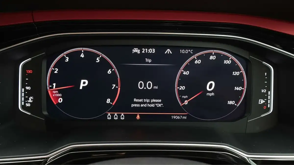 2021-volkswagen-polo-20-tsi-gti-207ps-big-10