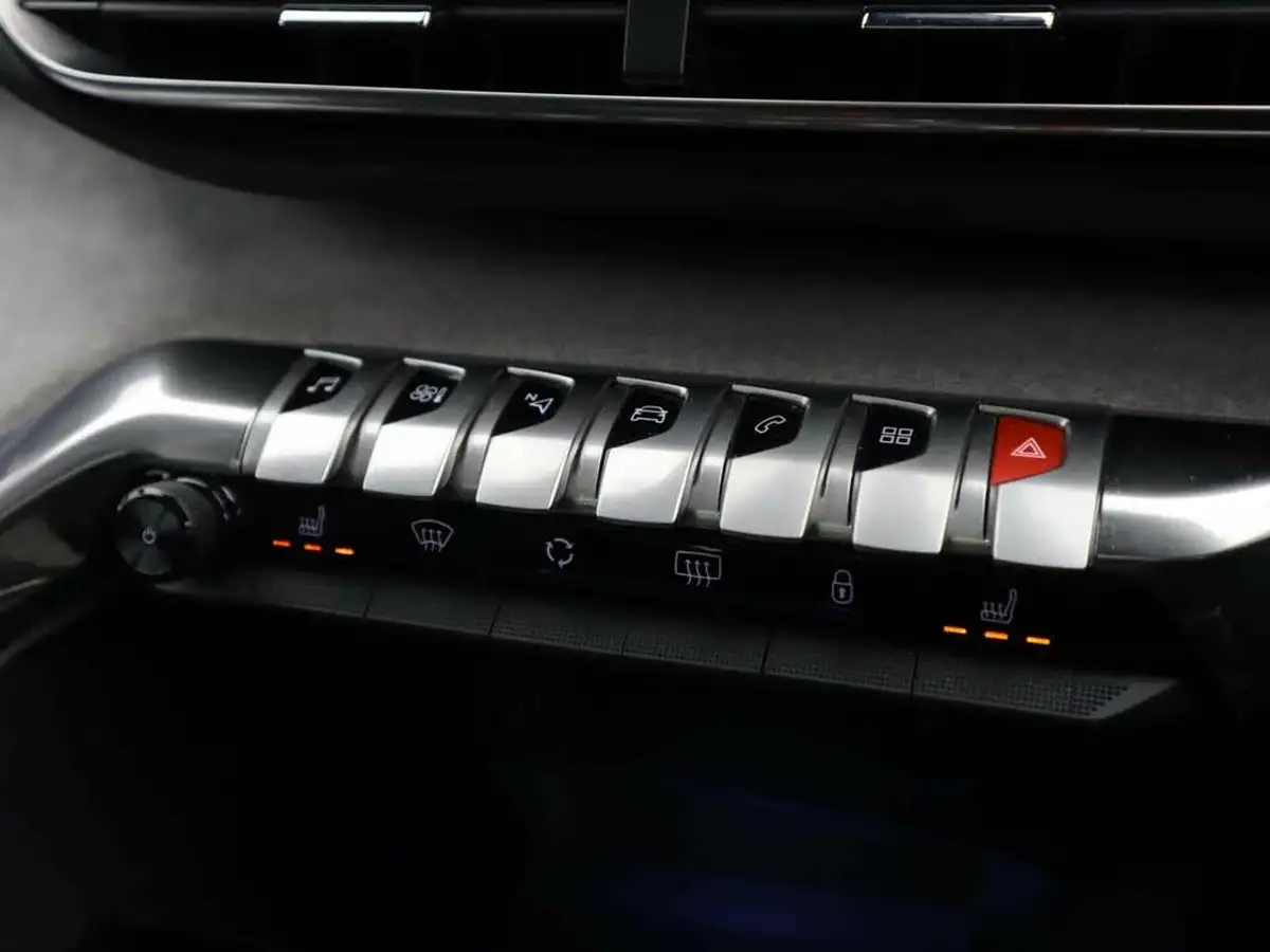 2022-peugeot-3008-suv-12-puretech-gt-premium-big-27