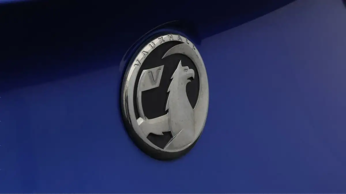 2020-vauxhall-grandland-x-15td-se-big-19