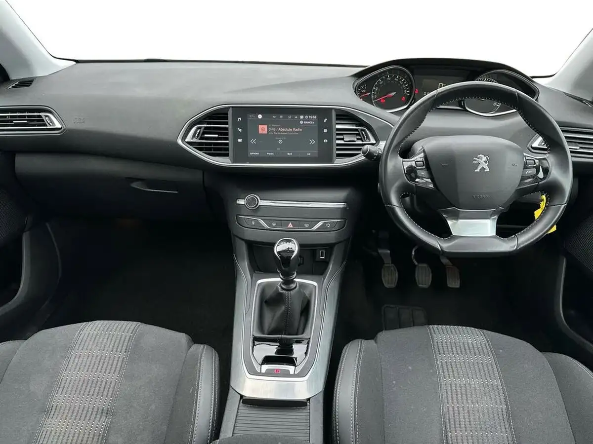 2020-peugeot-308-12-puretech-allure-130bhp-big-7