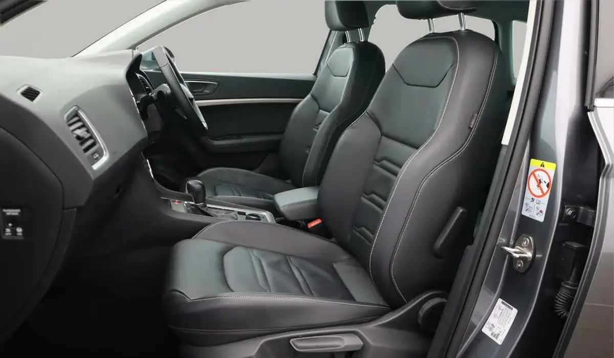 2022-seat-ateca-15-ecotsi-xperience-lux-dsg-big-14