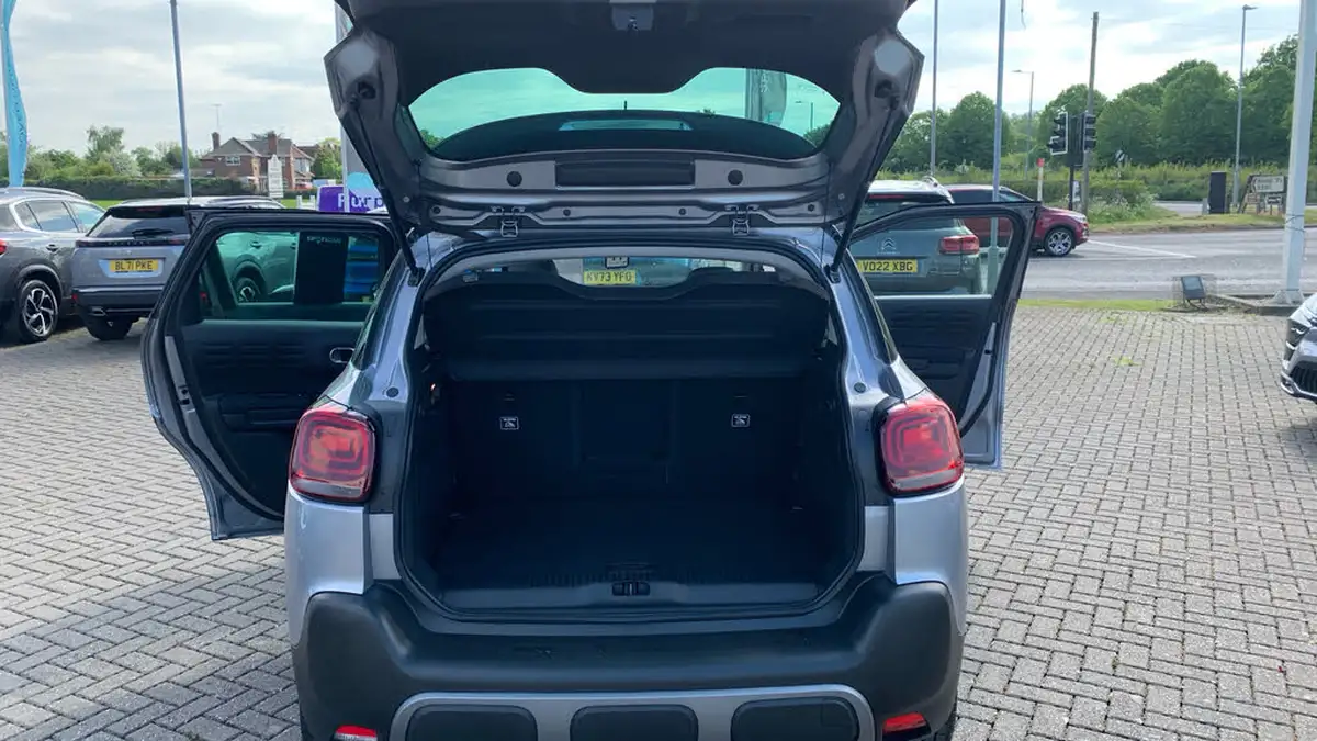 2022-citroen-c3-aircross-12-puretech-shine-plus-130ps-eat6-big-18