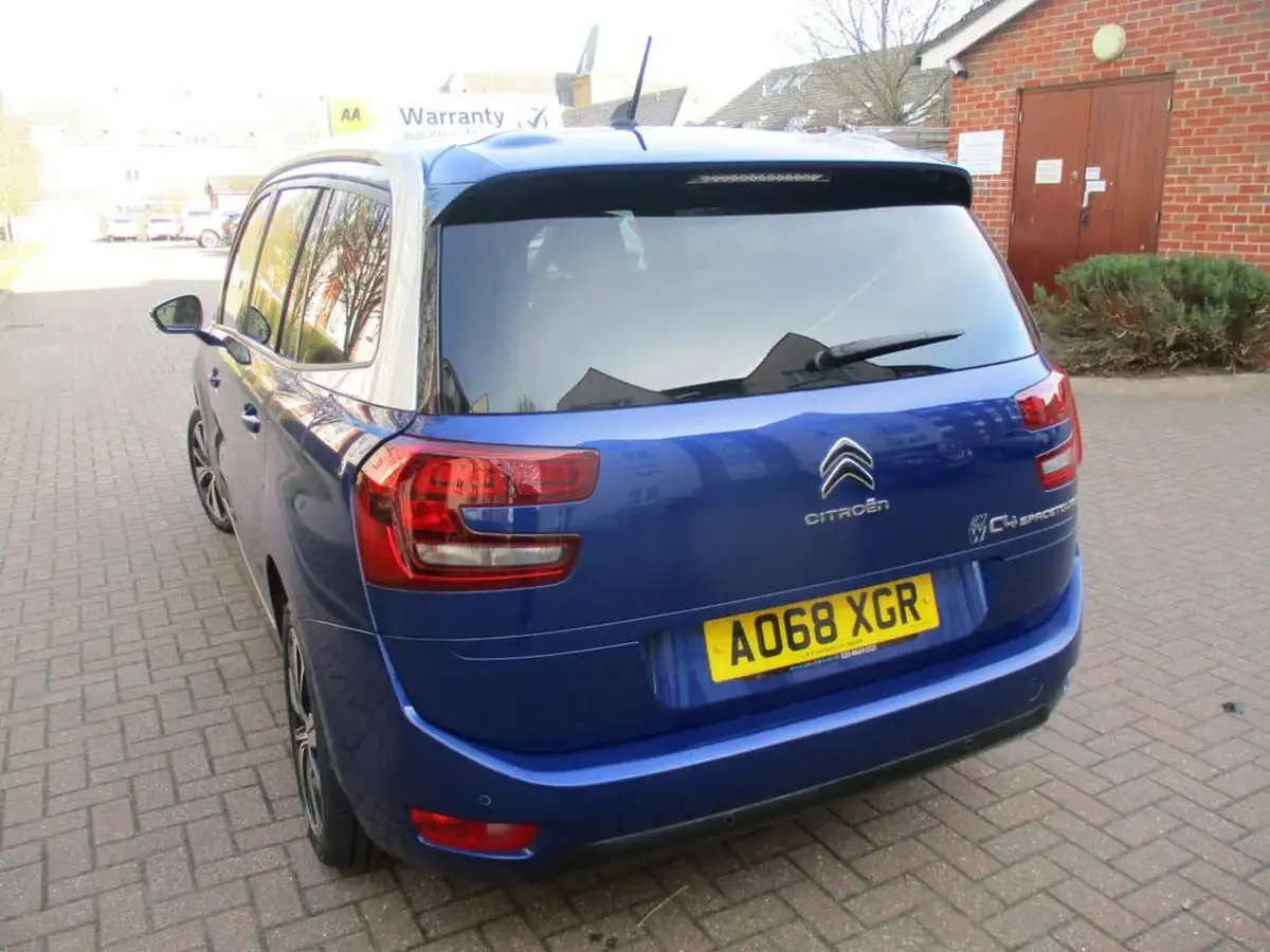 2019-citroen-grand-c4-spacetourer-12-puretech-feel-big-11