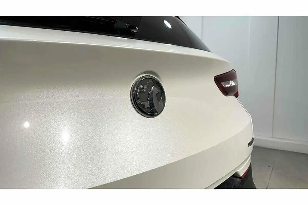 2019-vauxhall-grandland-x-12-elite-nav-ss-big-13