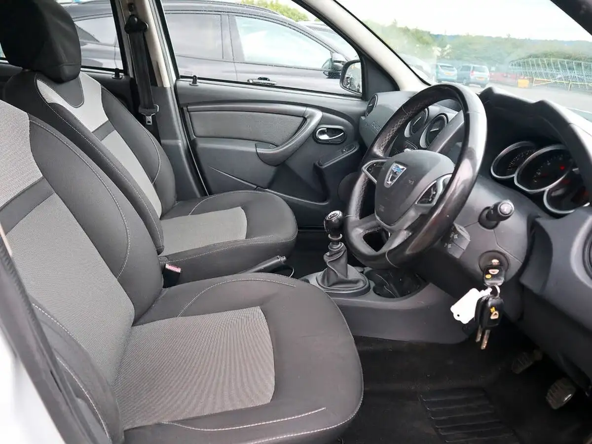 2017-dacia-duster-12-tce-prestige-big-2