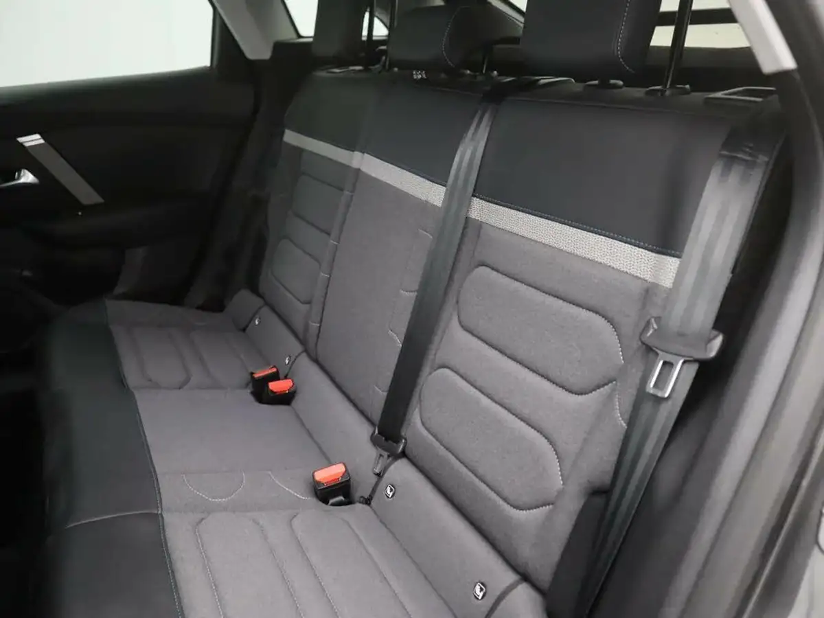2024-citroen-c4-12-puretech-plus-130ps-ss-big-14