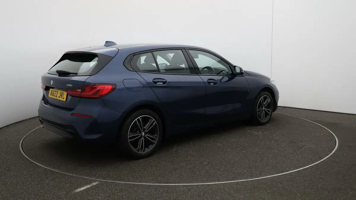 2022-bmw-1-series-15-118i-sport-big-53