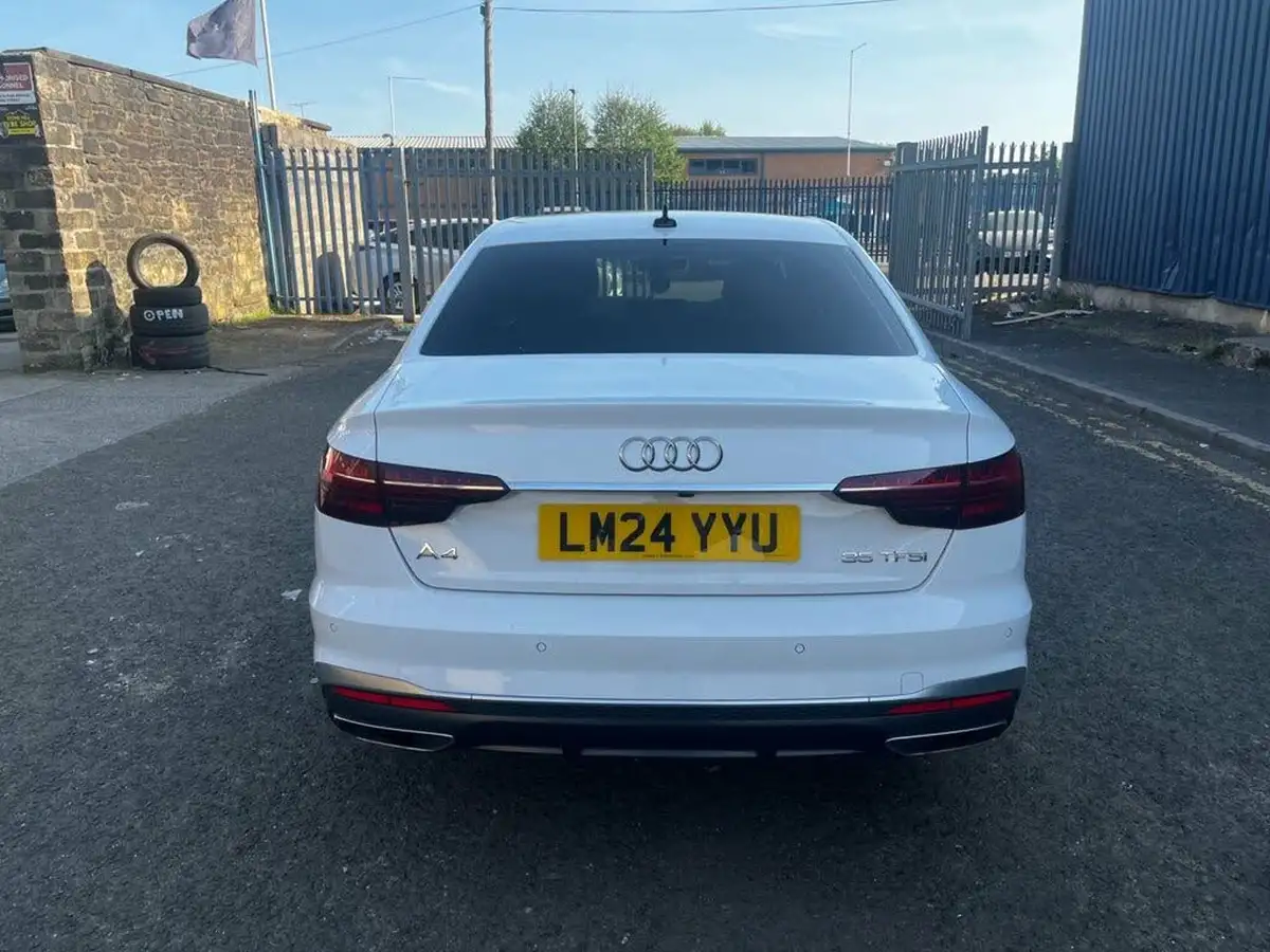 2024-audi-a4-20-35-tfsi-s-line-big-7
