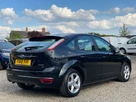 2010-ford-focus-16-zetec-hatchback-5d-small-4