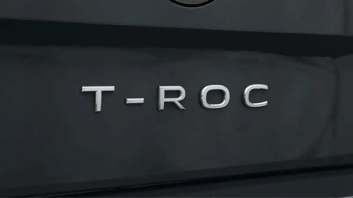 2021-volkswagen-t-roc-20-tsi-sel-big-21
