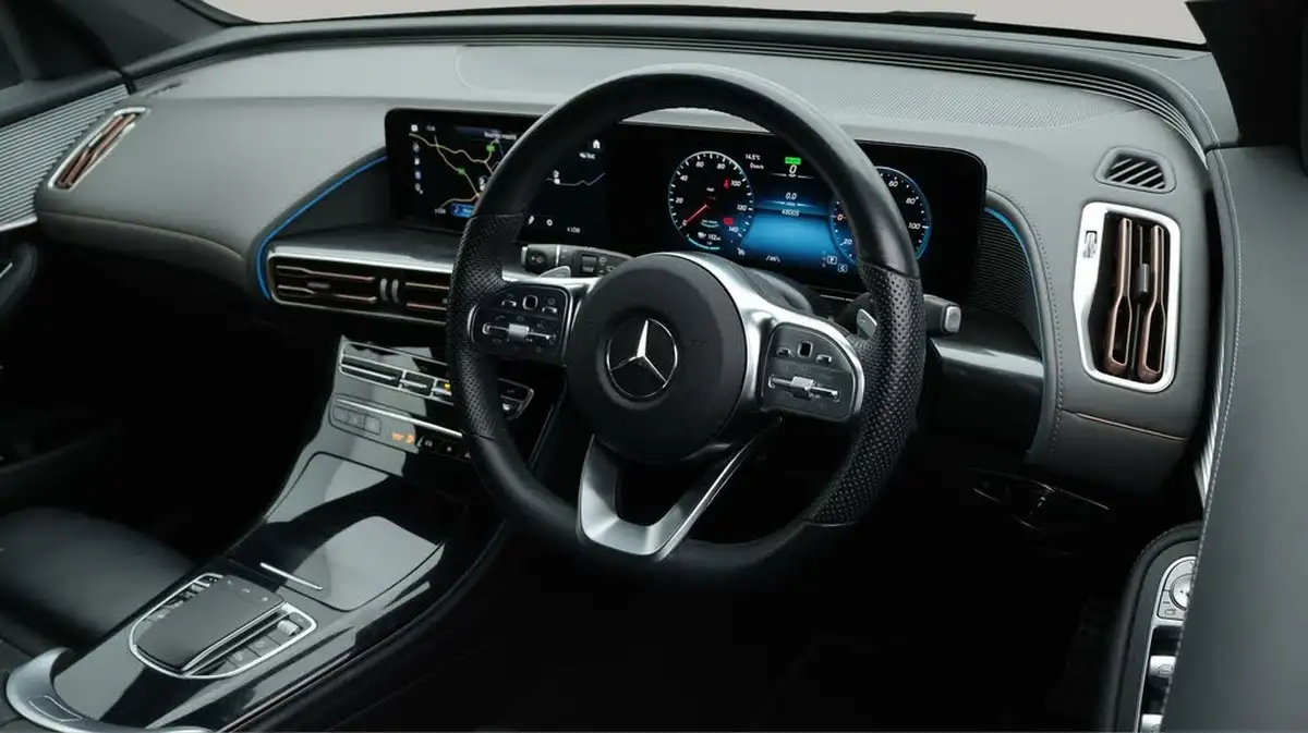 2021-mercedes-benz-eqc-e-eqc-400-amg-line-big-9