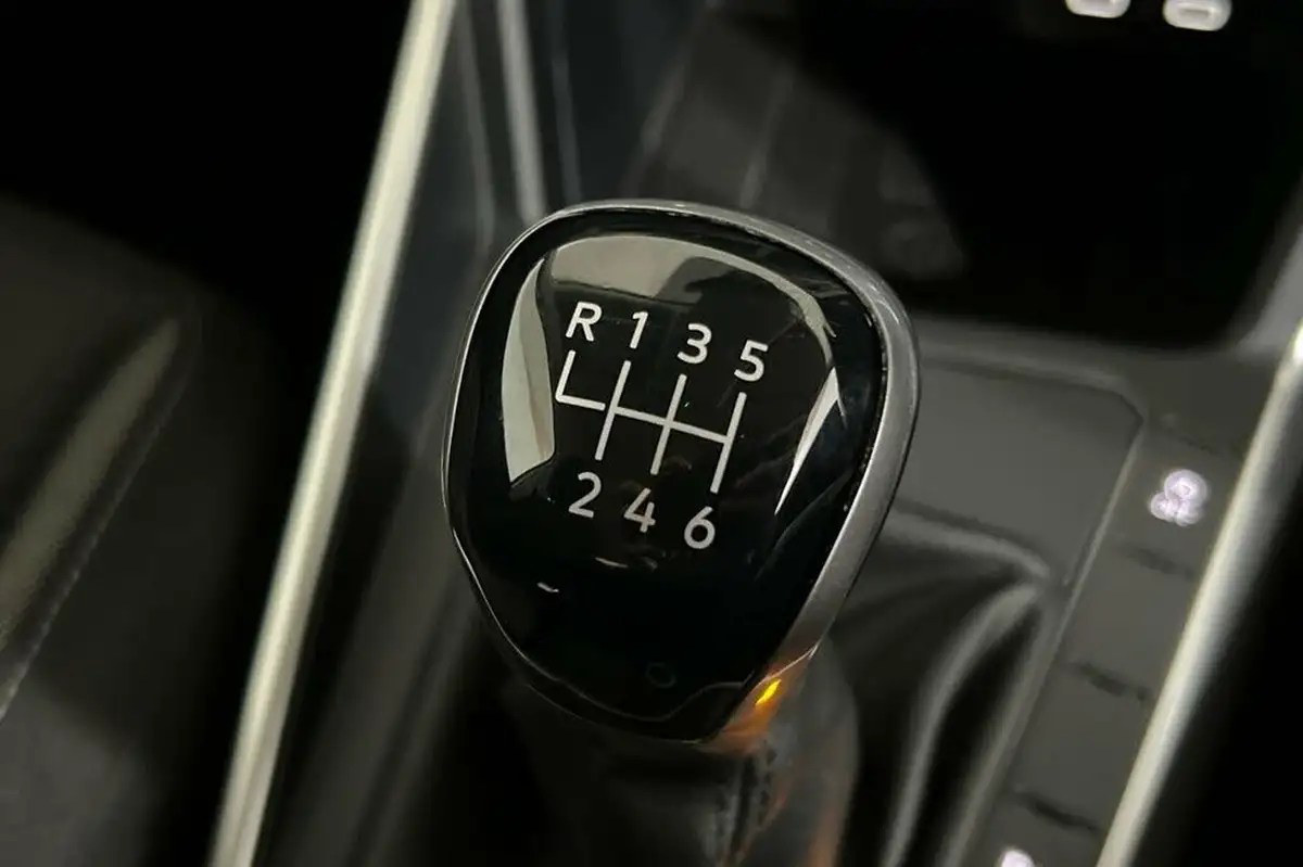 2023-volkswagen-taigo-10-tsi-life-110ps-big-32