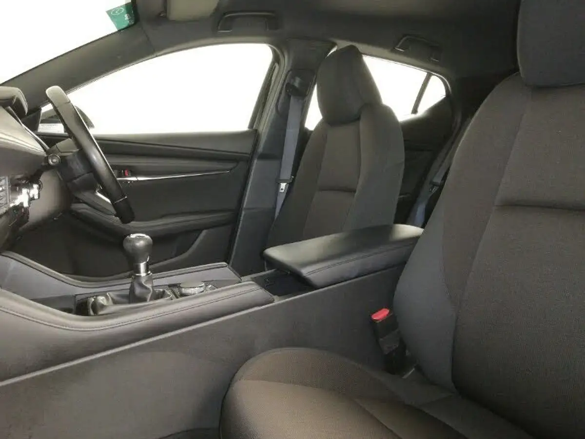 2022-mazda-mazda3-20-se-l-lux-122ps-hatchback-5d-big-4