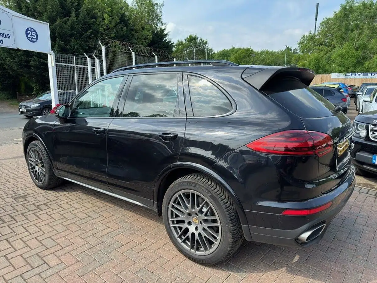 2018-porsche-cayenne-30td-diesel-platinum-edition-big-3