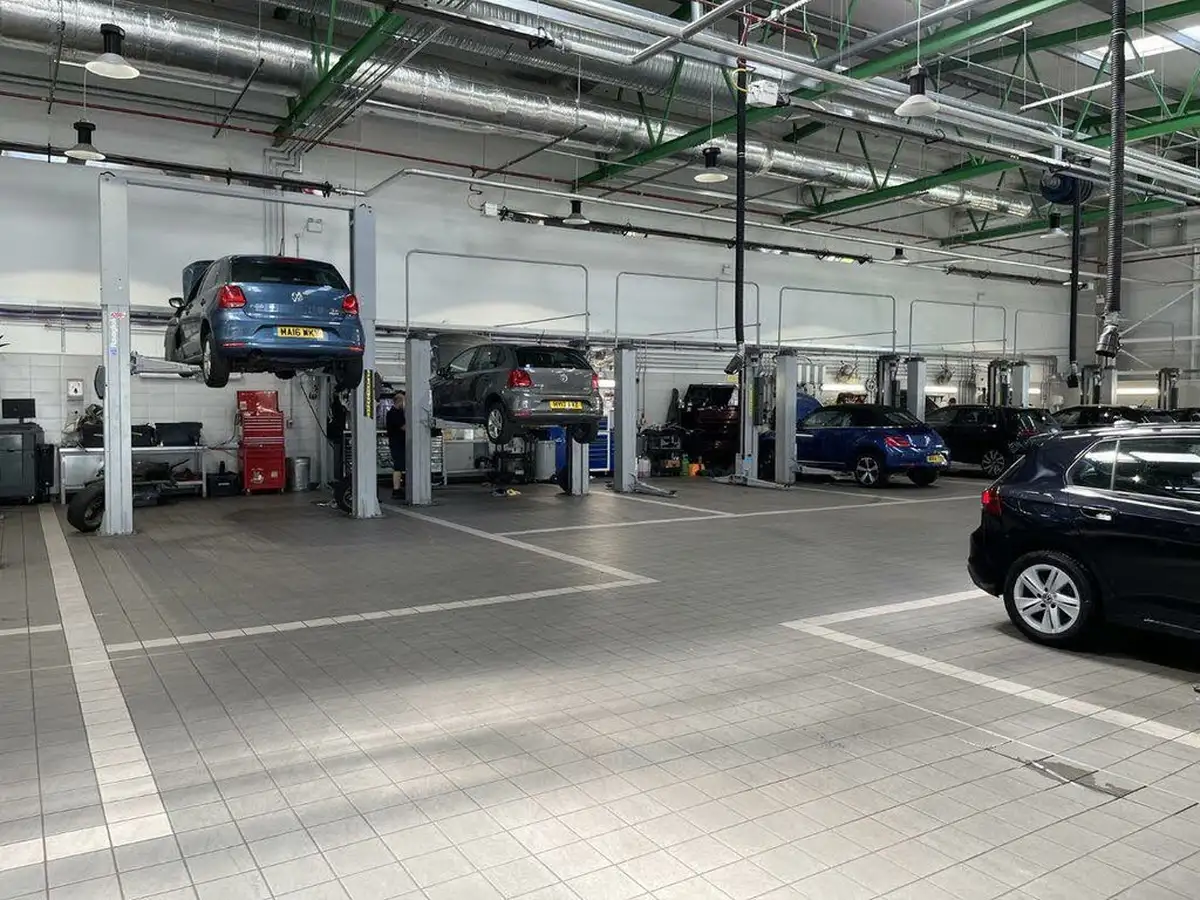 2019-volkswagen-polo-10-tsi-r-line-115ps-ss-dsg-big-9
