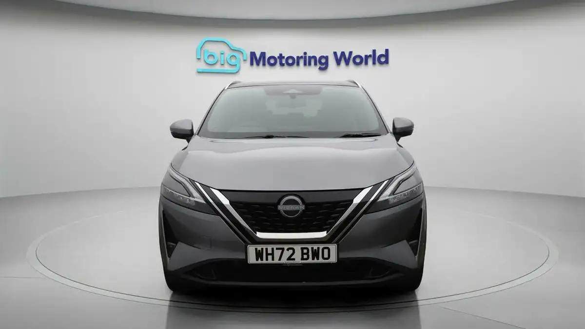 2023-nissan-qashqai-15-tekna-big-2