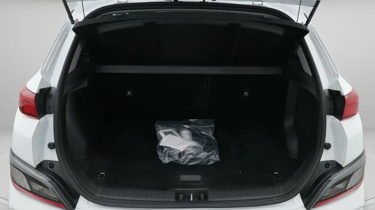 2023-hyundai-kona-e-ultimate-204ps-64kwh-105kw-obc-big-17